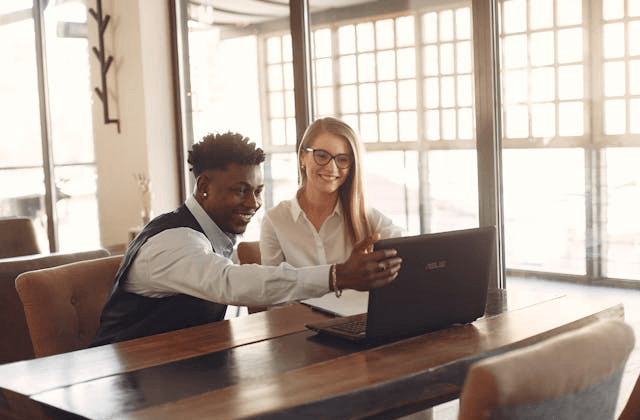hotelquality.ge service writing laptop content and listing descriptions